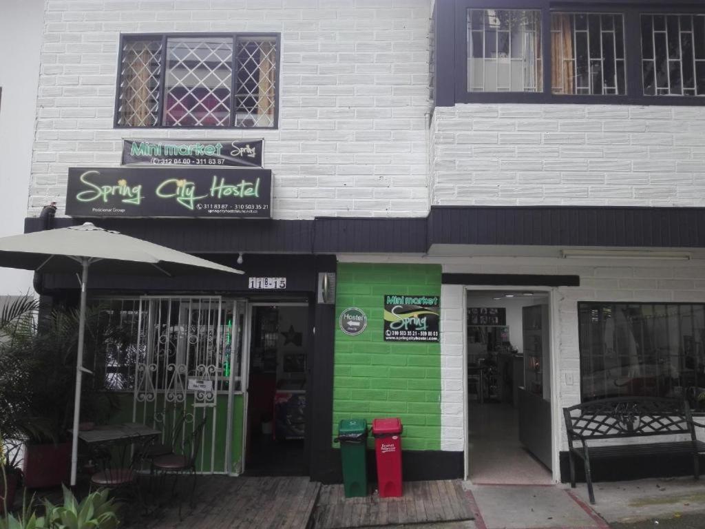 Hostel Spring City Медельїн Екстер'єр фото